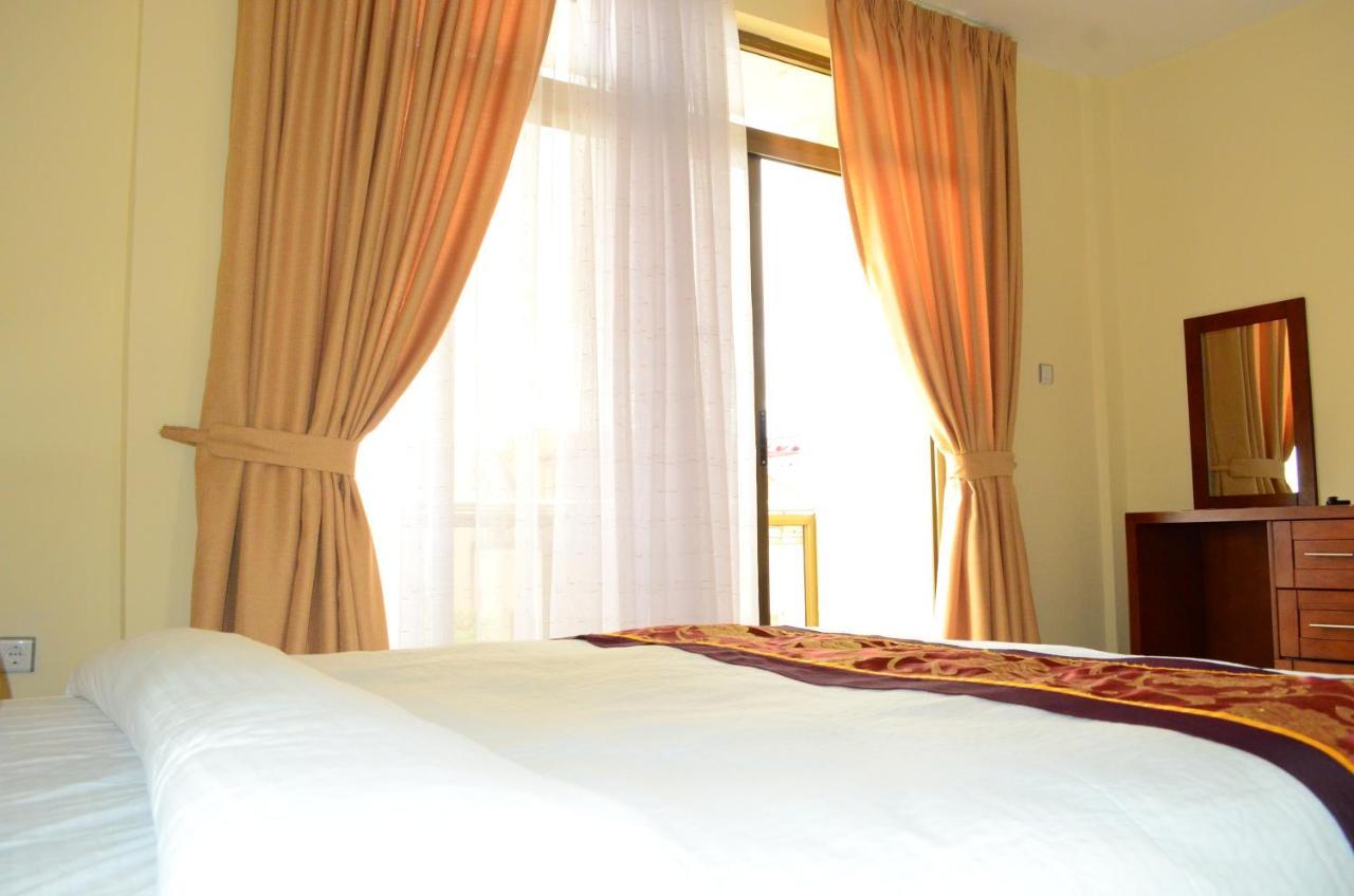Abyssinia Guest House Addis Ababa Exterior foto