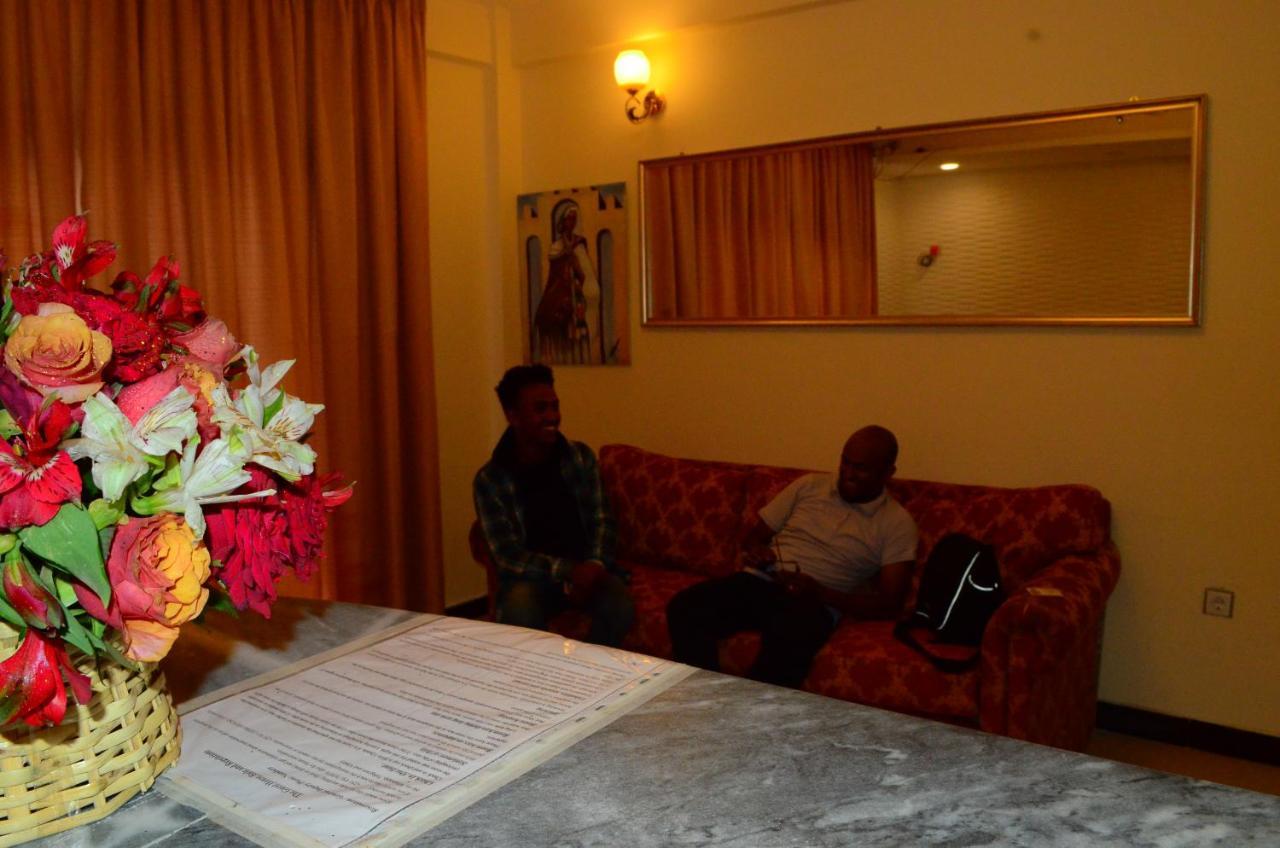 Abyssinia Guest House Addis Ababa Exterior foto